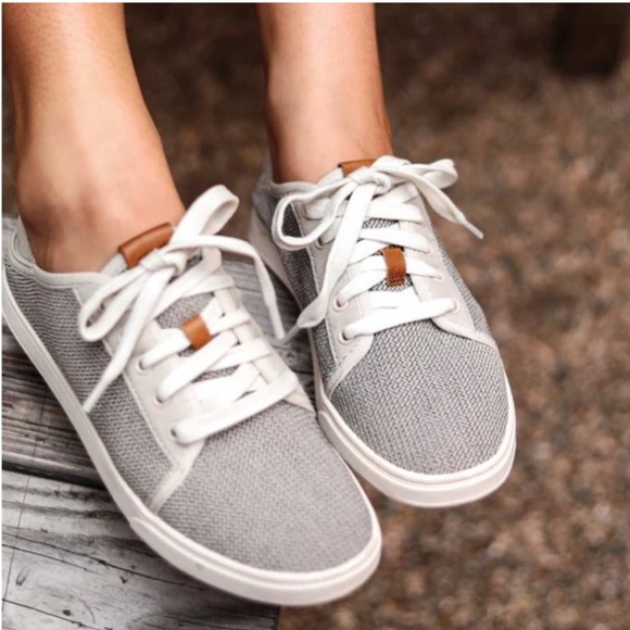 OluKai Pehuea Lī Lightweight Sneakers - Picture 2 of 10